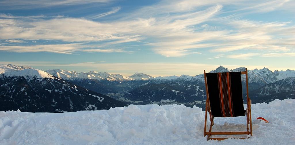 Nordkette im Winter Ein Stuhl im Schnee auf der Nordkette